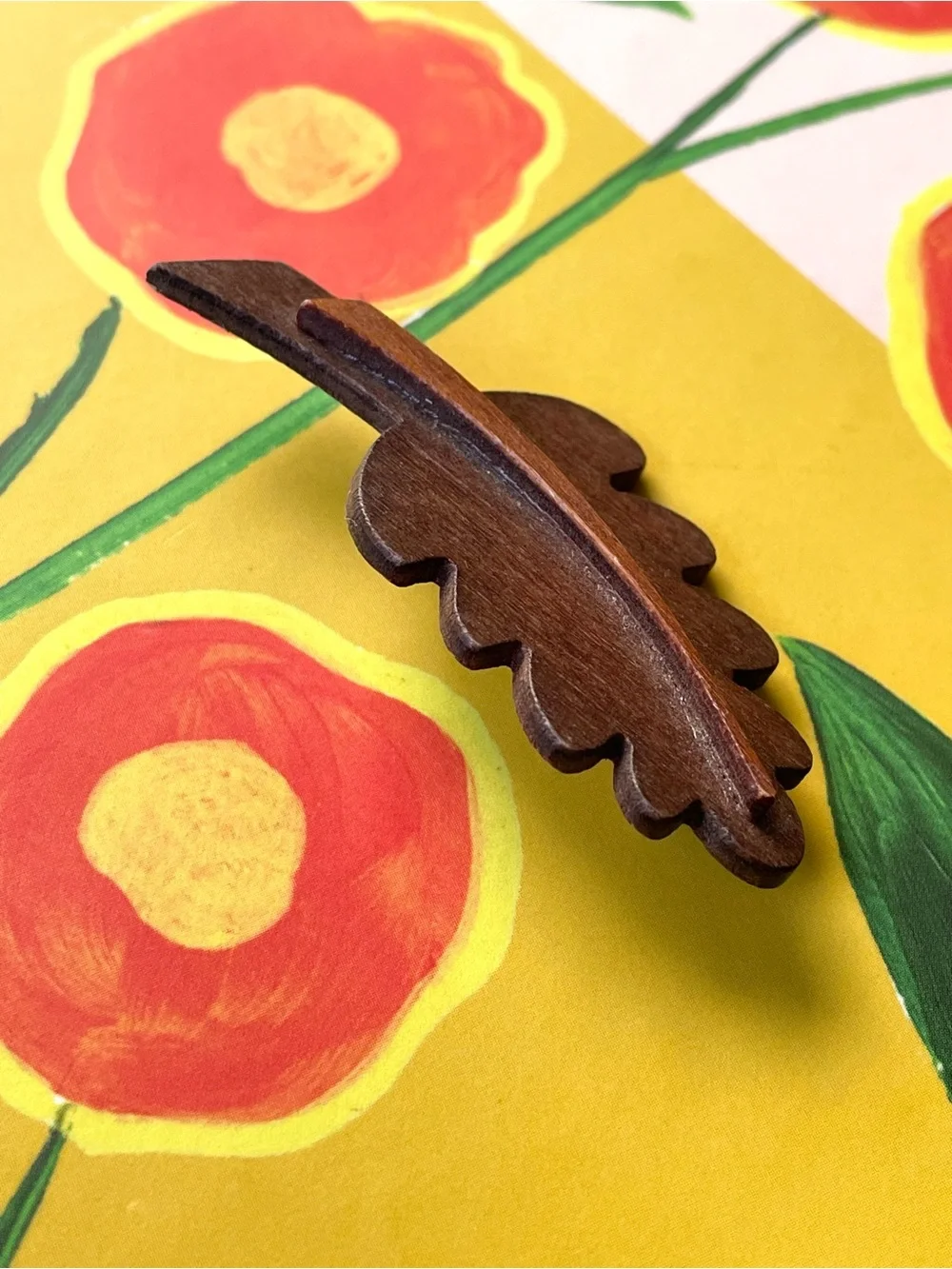 Vintage wooden oak leaf brooch wilderkind boho nature